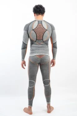 X-Bionic XBIONIC APANI 40 MERINO ROUND NECK W 13 X-Bionic XBIONIC APANI 40 MERINO ROUND NECK W -Sci Attrezzatura Negozio xbionic apani 40 merino round neck w 5